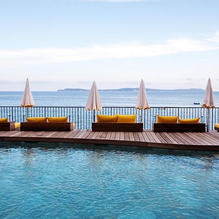 Hotel Le Bailli De Suffren Rayol-Canadel-sur-Mer Exterior photo